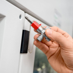 Clé en croix mini MINI KEY réf. 001102