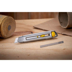 Cutter 18 mm INTERLOCK
