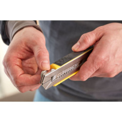 Cutter 18 mm FATMAX
