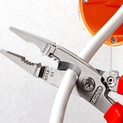 Pince coupe-câble multifonction isolée - 13 96 200 SB