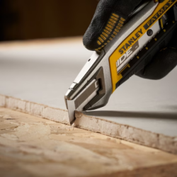 Lame de cutter 18 mm carbure boîte de 5