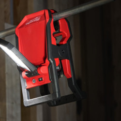 Projecteur de chantier M18 2000 lumens PAL2-0