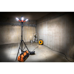 Trépied pour projecteur TS 300 3 m