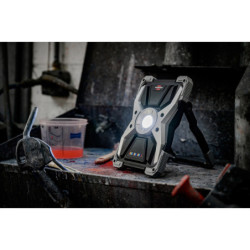 Projecteur LED RUFUS 3020 mA 30 W rechargeable