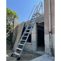 Échelle d'accès dalle de chantier 8+7 marches