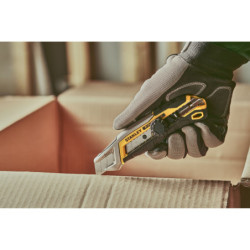 Cutter 18 mm FATMAX QUICK-SNAP molette