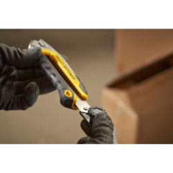 Cutter 18 mm FATMAX QUICK-SNAP molette