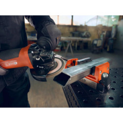 Étau magnétique pour perceuse