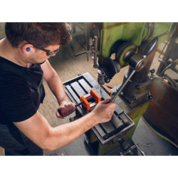Étau magnétique pour perceuse