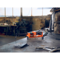 Étau magnétique pour perceuse