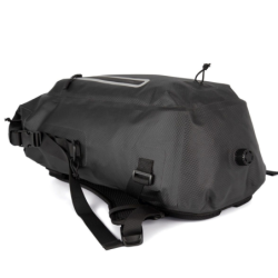 Sac à dos résistant à l'eau noir avec porte casque