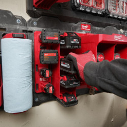 PACKOUT support de batterie M18