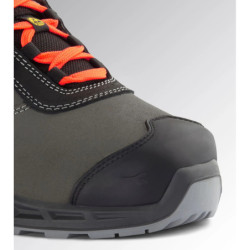 Chaussure de sécurité basse SHARK noire et fluo S3S SRC ESD