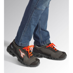 Chaussure de sécurité basse SHARK noire et fluo S3S SRC ESD