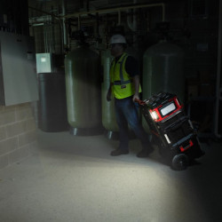 Projecteur de chantier M18 POALC-0 PACKOUT Hybride 18V / 220V 3000 lumens