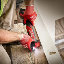 Scie oscillante multi-tool M18 FUEL FMT-0 en carton