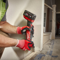 Scie oscillante multi-tool M18 FUEL FMT-0 en carton