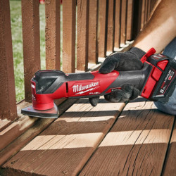 Scie oscillante multi-tool M18 FUEL FMT-0 en carton