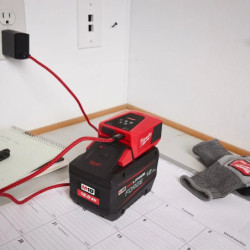 Chargeur M18 TC-0 pour batterie M18