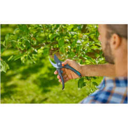 SECATEUR UNE MAIN PREMIUM CUT PRO GARDENA
